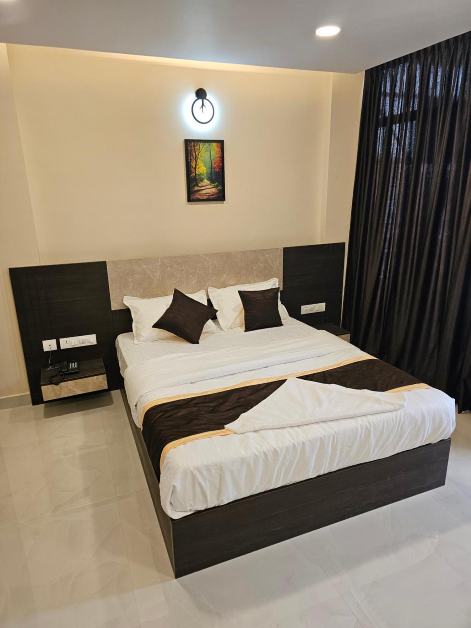 Thaal Residency Cheruvathur-Hala Groups Nileshwar Экстерьер фото